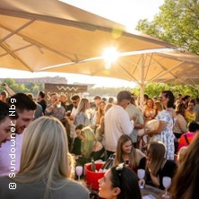 Sundowner White Party