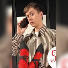 L&uuml;gen Haben Junge Beine