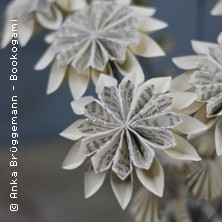 Origami-Blume Aus Alten B&uuml;chern
