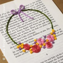 Bookogami - Sticken auf alten Buchseiten