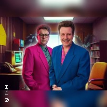 Tiere streicheln Menschen