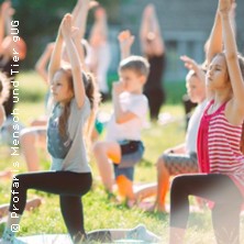Kinderyoga mit Schafen & Ziegen