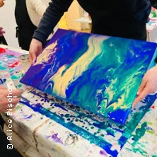 Paint & Drink: Acrylic Pouring