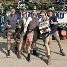 6. Sp&auml;tsommernachtsfest | Moutain crew