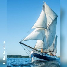 Fjord Sailing - Sailing into summer