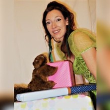 Elli Elfe hilft dem Christkind