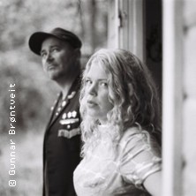 Paper Crown - Hot Jazz Club GmbH