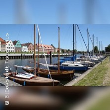 Hafenrundfahrt - Tagesausflug nach Gl&uuml;ckstadt | Erlebnis Reederei