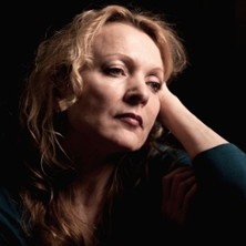F&uuml;r mich soll es rote Rosen regnen - Musikalische Show &uuml;ber Hildegard Knef | Theater am Frankfurter