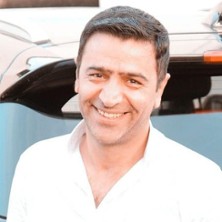 G&uuml;ney &Ouml;zdemir