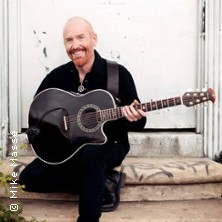 Mike Mass&eacute; - Epic Acoustic Classic Rock in Concert