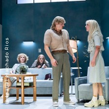 Der zerbrochne Krug - Theater L&uuml;beck