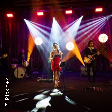 Amy Winehouse by Friends