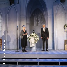 Kalter wei&szlig;er Mann - Theater, Oper und Orchester Halle