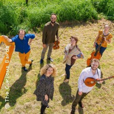 The Curious Bards: &bdquo;Rebellion!&ldquo;