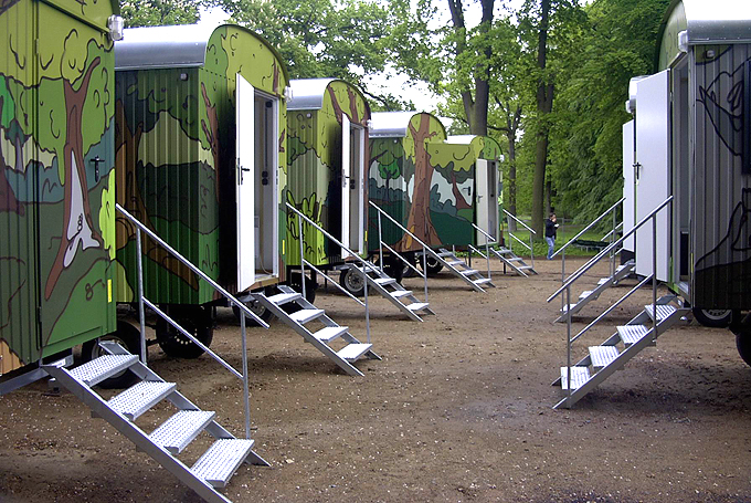 Freilichb&uuml;hne Schwerin - K&uuml;nstlergaderobe