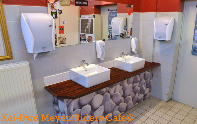 Riders Caf&eacute; L&uuml;beck Toilettenbereich