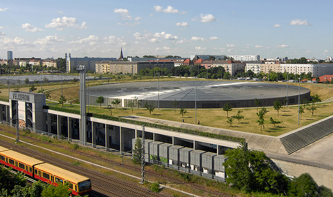Velodrom - Aussenansicht
