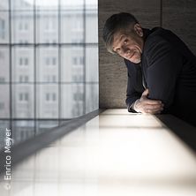 Mathias Tretter - Nachgetrettert - der satirische Jahresr&uuml;ckblick